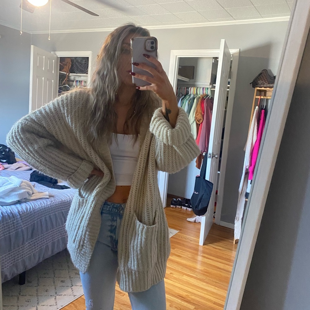 Super Chunky Cardigan